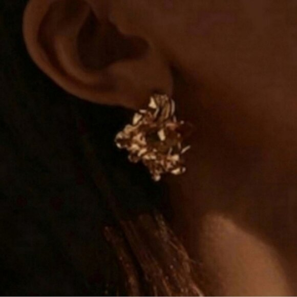 Amber Sceats Reese Earrings 24K Gold Plated Chunky Textured Stud Made in Italy - Picture 3 of 14